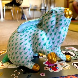 Herend Hvlgary Porcelain Bunny 2001